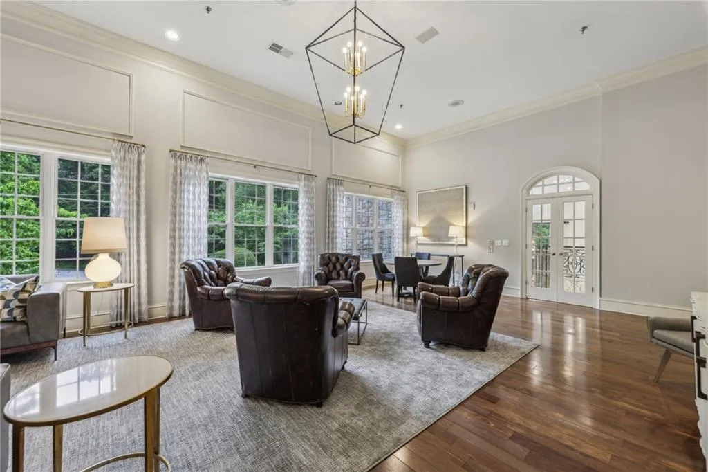 3280 Stillhouse Lane Se Unit 212, Atlanta, Georgia 30339, 3 Bedrooms Bedrooms, ,3 BathroomsBathrooms,Residential,For Sale,3280 Stillhouse Lane Se Unit 212,7585356