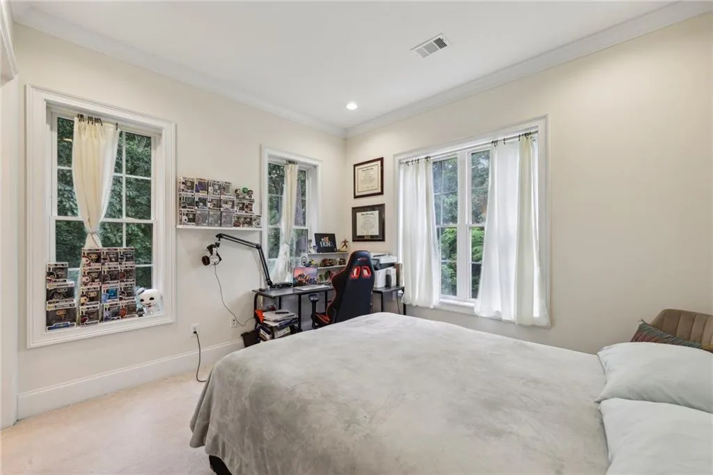 3280 Stillhouse Lane Se Unit 212, Atlanta, Georgia 30339, 3 Bedrooms Bedrooms, ,3 BathroomsBathrooms,Residential,For Sale,3280 Stillhouse Lane Se Unit 212,7585356