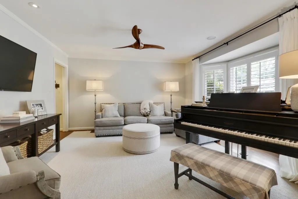 4750 Brinkley Lane, Atlanta, Georgia 30342, 3 Bedrooms Bedrooms, ,2 BathroomsBathrooms,Residential,Sold,4750 Brinkley Lane,6593093