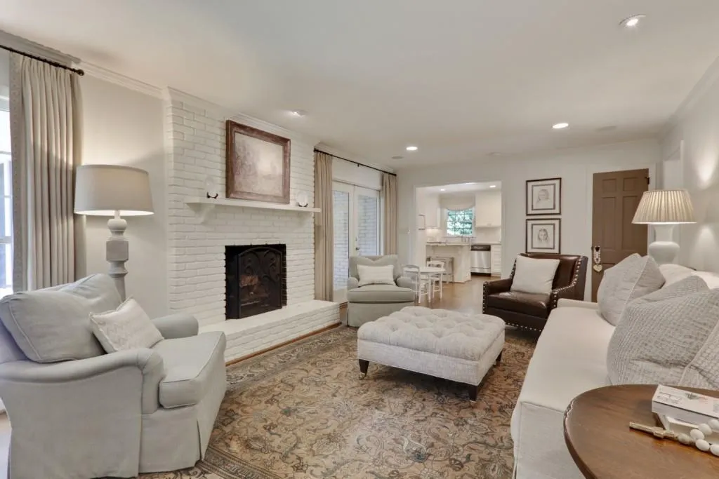 4750 Brinkley Lane, Atlanta, Georgia 30342, 3 Bedrooms Bedrooms, ,2 BathroomsBathrooms,Residential,Sold,4750 Brinkley Lane,6593093