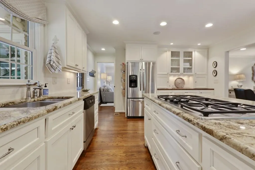 4750 Brinkley Lane, Atlanta, Georgia 30342, 3 Bedrooms Bedrooms, ,2 BathroomsBathrooms,Residential,Sold,4750 Brinkley Lane,6593093