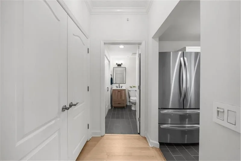 3475 Oak Valley Road Ne Unit 410, Atlanta, Georgia 30326, 1 Bedroom Bedrooms, 0 ,1 BathroomBathrooms,Residential,For Sale,3475 Oak Valley Road Ne Unit 410,7776402