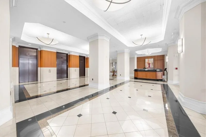 3475 Oak Valley Road Ne Unit 410, Atlanta, Georgia 30326, 1 Bedroom Bedrooms, 0 ,1 BathroomBathrooms,Residential,For Sale,3475 Oak Valley Road Ne Unit 410,7776402