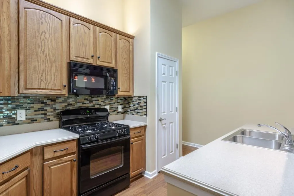1910 Cedar Glenn Way Ne Unit 4409, Atlanta, Georgia 30339, 3 Bedrooms Bedrooms, ,2 BathroomsBathrooms,Residential,Sold,1910 Cedar Glenn Way Ne Unit 4409,6028841