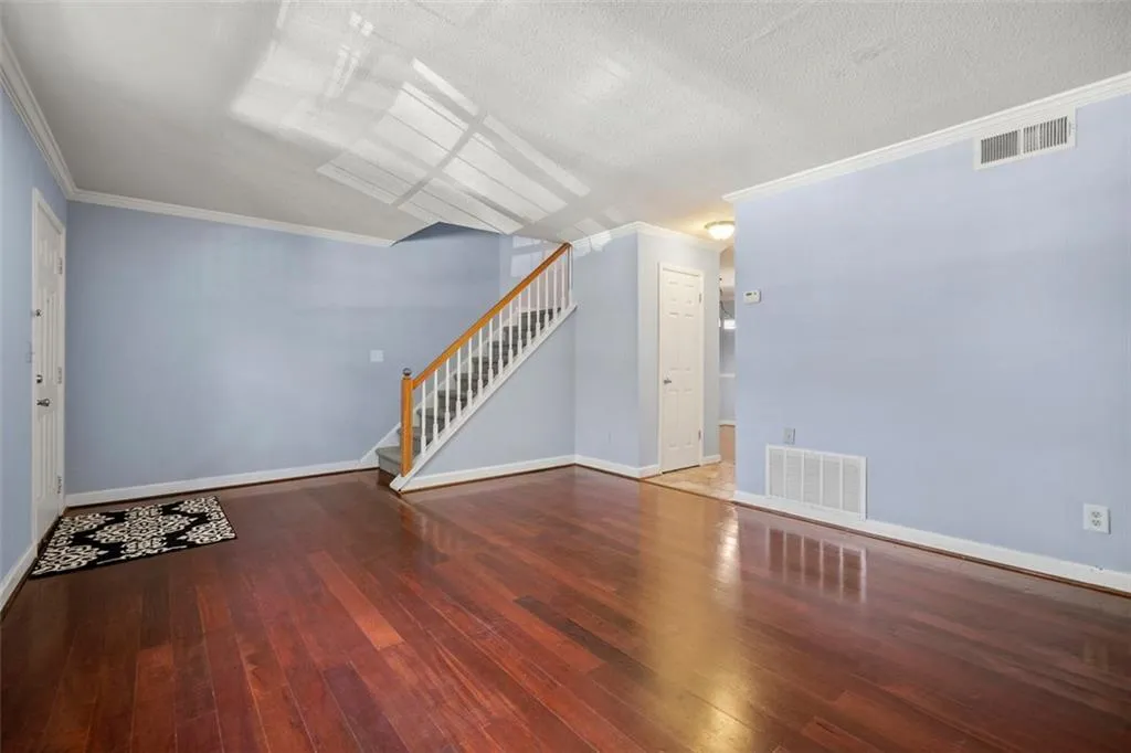 6900 Roswell Road Ne Unit I 4, Atlanta, Georgia 30328, 2 Bedrooms Bedrooms, ,2 BathroomsBathrooms,Residential,Sold,6900 Roswell Road Ne Unit I 4,6905773