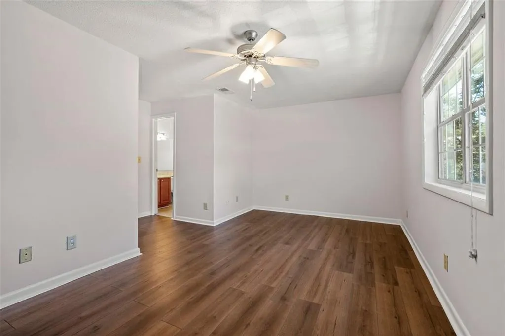 6900 Roswell Road Ne Unit I 4, Atlanta, Georgia 30328, 2 Bedrooms Bedrooms, ,2 BathroomsBathrooms,Residential,Sold,6900 Roswell Road Ne Unit I 4,6905773