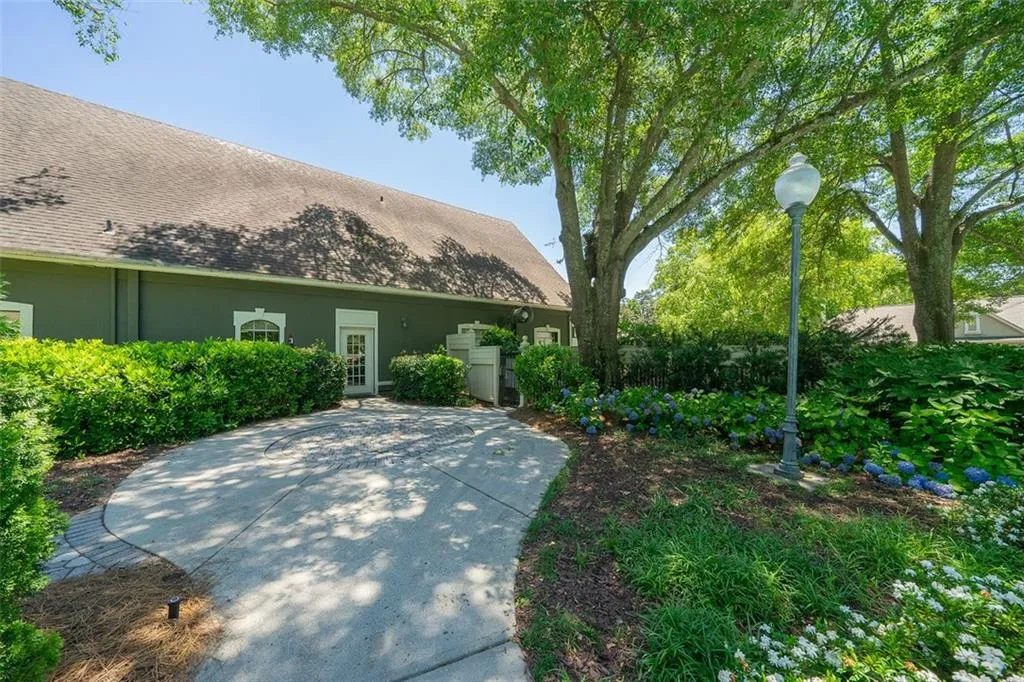 6900 Roswell Road Ne Unit I 4, Atlanta, Georgia 30328, 2 Bedrooms Bedrooms, ,2 BathroomsBathrooms,Residential,Sold,6900 Roswell Road Ne Unit I 4,6905773