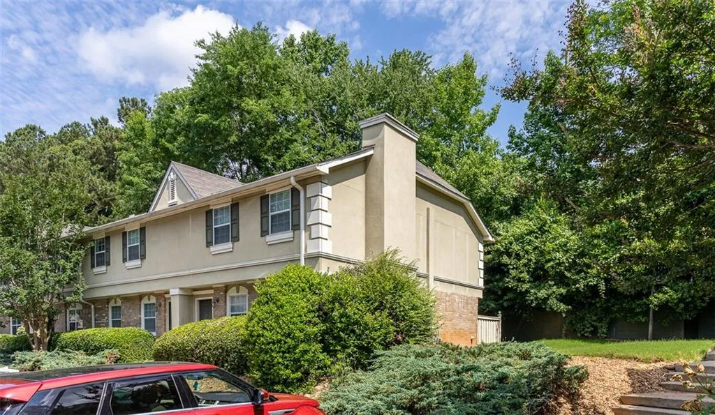 6900 Roswell Road Ne Unit I 4, Atlanta, Georgia 30328, 2 Bedrooms Bedrooms, ,2 BathroomsBathrooms,Residential,Sold,6900 Roswell Road Ne Unit I 4,6905773