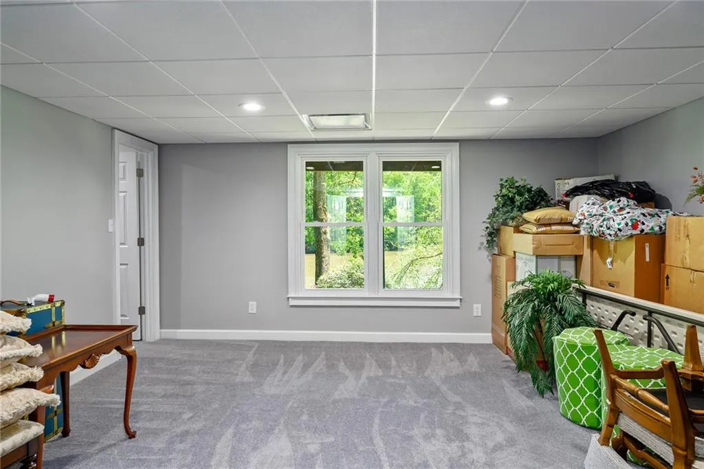 9669 Huntcliff Trace, Sandy Springs, Georgia 30350, 6 Bedrooms Bedrooms, ,4 BathroomsBathrooms,Residential,Sold,9669 Huntcliff Trace,6883425