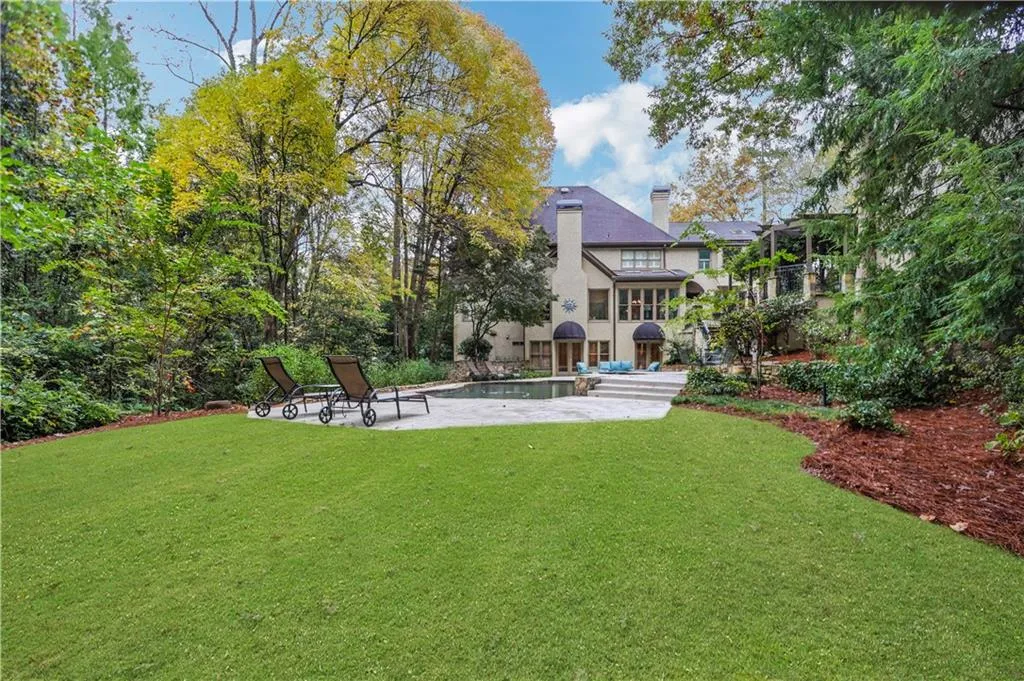 840 Powers Lake Drive, Sandy Springs, Georgia 30327, 6 Bedrooms Bedrooms, ,4 BathroomsBathrooms,Residential,Sold,840 Powers Lake Drive,6967329