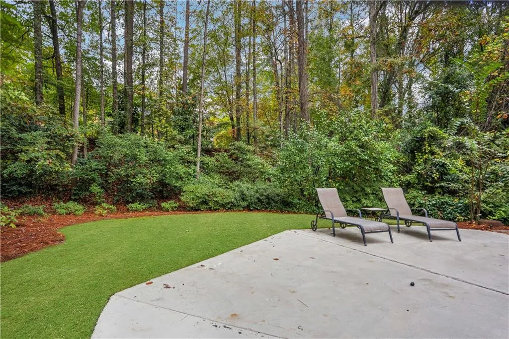 840 Powers Lake Drive, Sandy Springs, Georgia 30327, 6 Bedrooms Bedrooms, ,4 BathroomsBathrooms,Residential,Sold,840 Powers Lake Drive,6967329