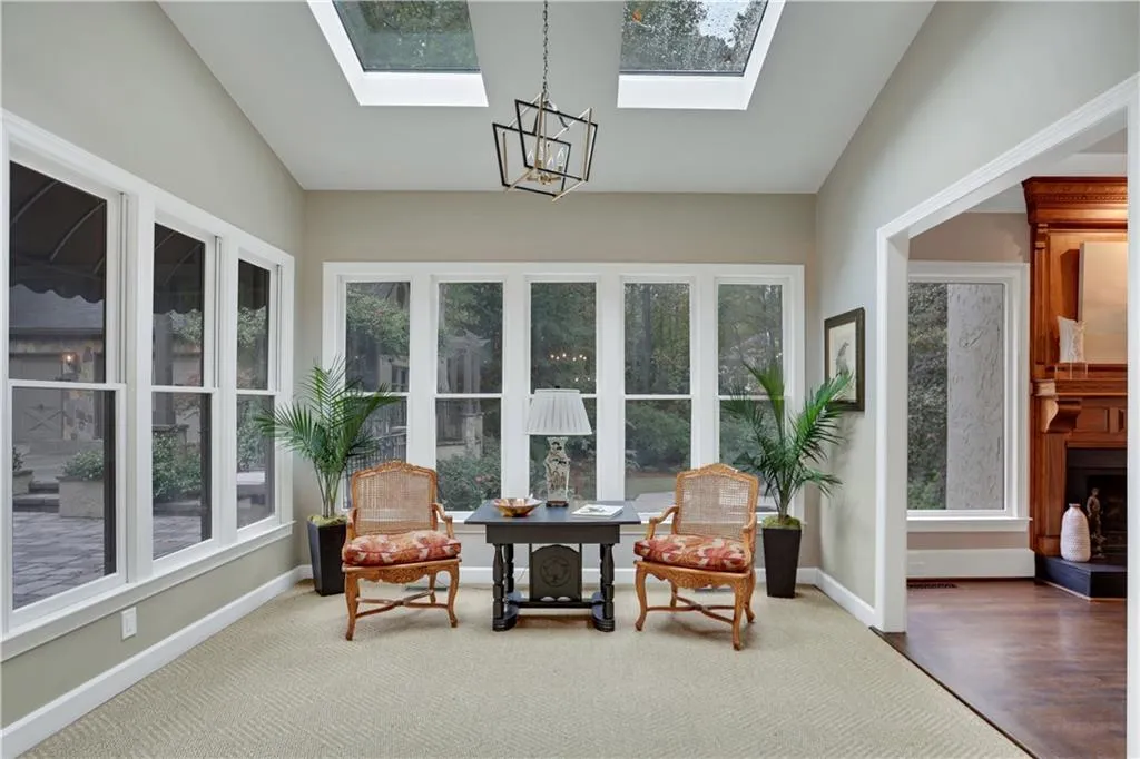 840 Powers Lake Drive, Sandy Springs, Georgia 30327, 6 Bedrooms Bedrooms, ,4 BathroomsBathrooms,Residential,Sold,840 Powers Lake Drive,6967329
