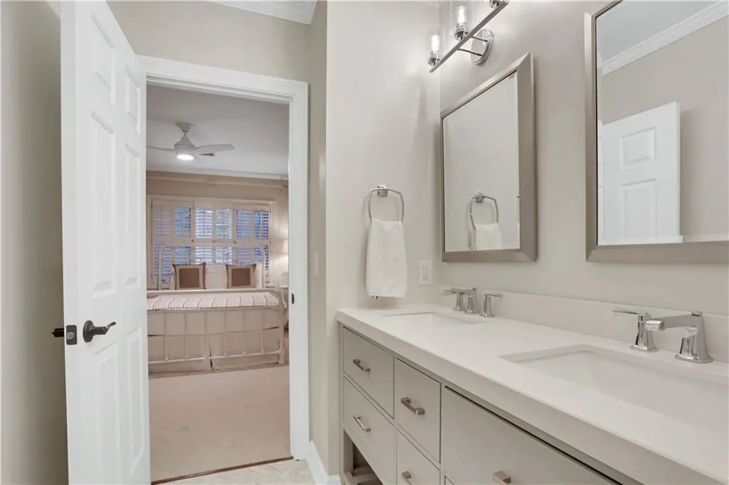 840 Powers Lake Drive, Sandy Springs, Georgia 30327, 6 Bedrooms Bedrooms, ,4 BathroomsBathrooms,Residential,Sold,840 Powers Lake Drive,6967329