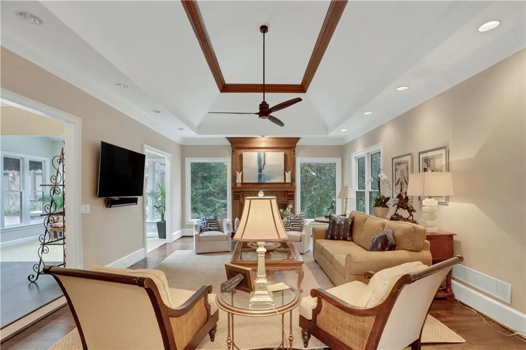 840 Powers Lake Drive, Sandy Springs, Georgia 30327, 6 Bedrooms Bedrooms, ,4 BathroomsBathrooms,Residential,Sold,840 Powers Lake Drive,6967329