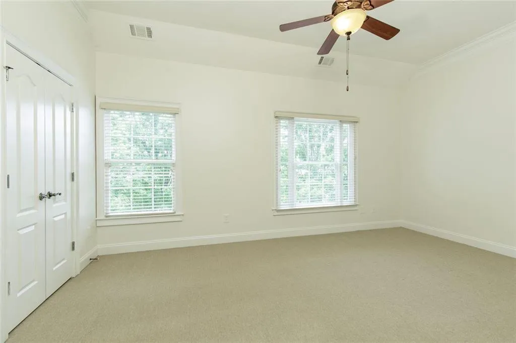 956 Persimmon Point Ne, Sandy Springs, Georgia 30328, 3 Bedrooms Bedrooms, ,2 BathroomsBathrooms,Residential,For Sale,956 Persimmon Point Ne,7631717
