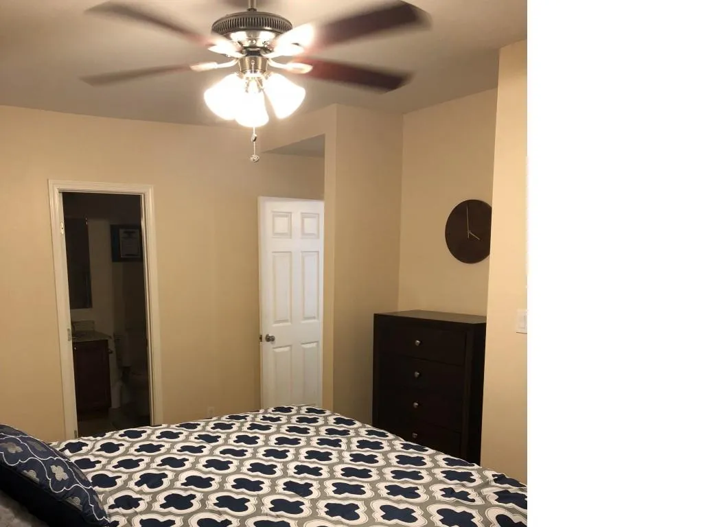 6980 Roswell Road Unit B11, Atlanta, Georgia 30328, 1 Bedroom Bedrooms, ,1 BathroomBathrooms,Residential,Sold,6980 Roswell Road Unit B11,6020954