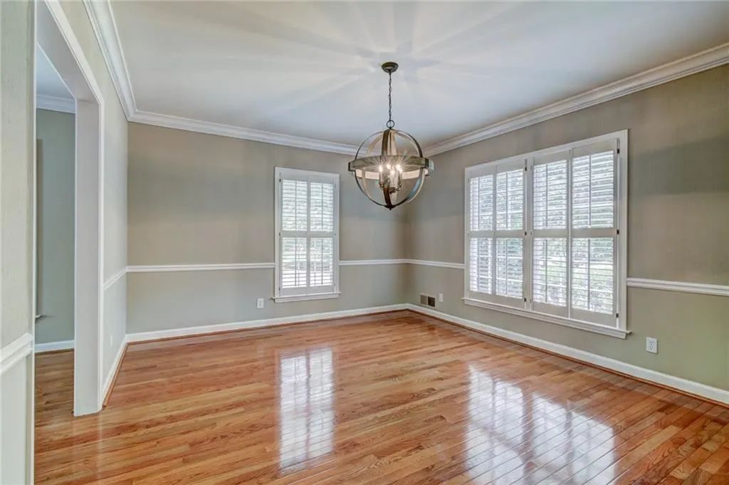 250 Amherst Court, Sandy Springs, Georgia 30328, 4 Bedrooms Bedrooms, ,2 BathroomsBathrooms,Residential,Sold,250 Amherst Court,6092158