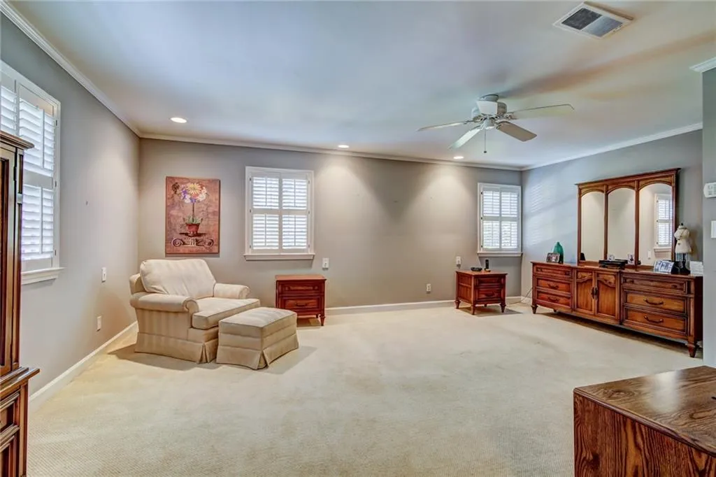 250 Amherst Court, Sandy Springs, Georgia 30328, 4 Bedrooms Bedrooms, ,2 BathroomsBathrooms,Residential,Sold,250 Amherst Court,6092158