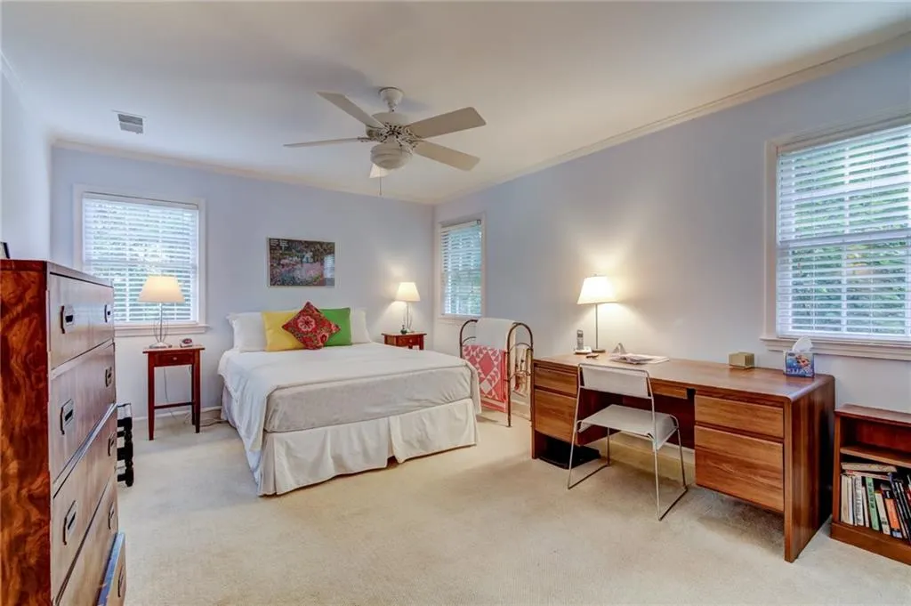 250 Amherst Court, Sandy Springs, Georgia 30328, 4 Bedrooms Bedrooms, ,2 BathroomsBathrooms,Residential,Sold,250 Amherst Court,6092158