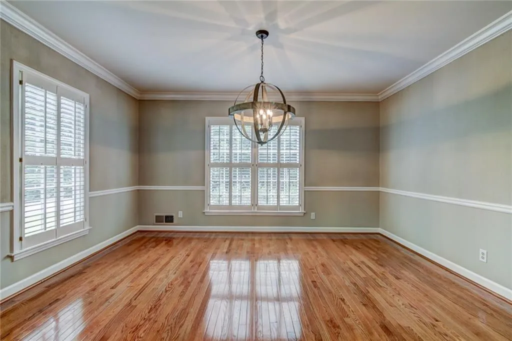 250 Amherst Court, Sandy Springs, Georgia 30328, 4 Bedrooms Bedrooms, ,2 BathroomsBathrooms,Residential,Sold,250 Amherst Court,6092158