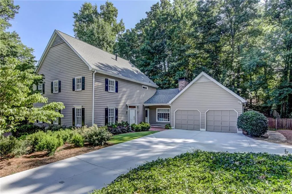 250 Amherst Court, Sandy Springs, Georgia 30328, 4 Bedrooms Bedrooms, ,2 BathroomsBathrooms,Residential,Sold,250 Amherst Court,6092158