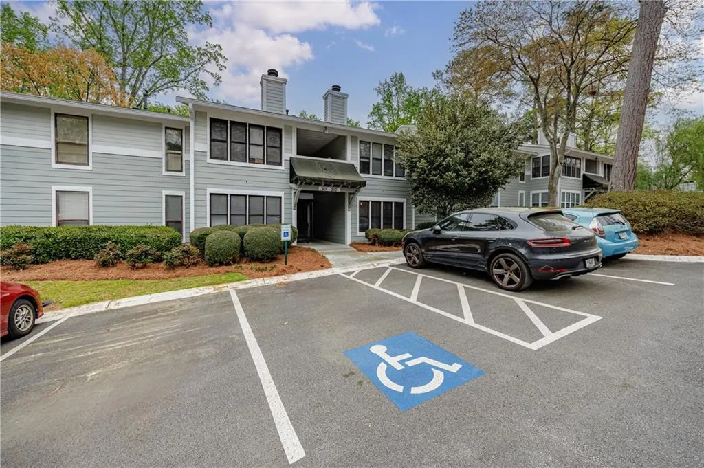 303 Summit North Drive Ne, Atlanta, Georgia 30324, 1 Bedroom Bedrooms, 0 ,1 BathroomBathrooms,Residential,For Sale,303 Summit North Drive Ne,7738536