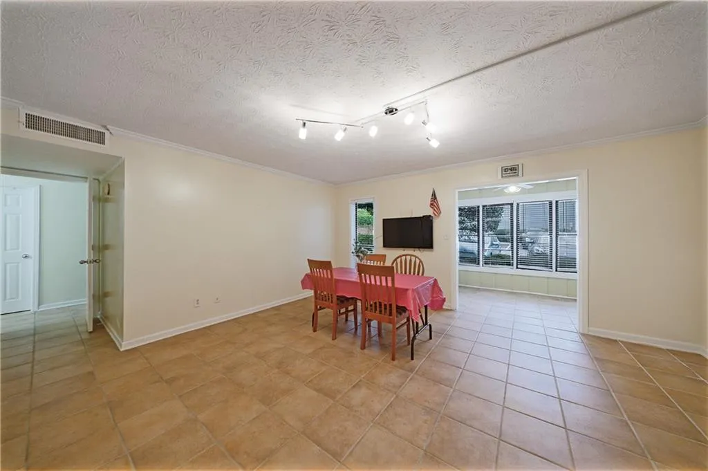 303 Summit North Drive Ne, Atlanta, Georgia 30324, 1 Bedroom Bedrooms, 0 ,1 BathroomBathrooms,Residential,For Sale,303 Summit North Drive Ne,7738536