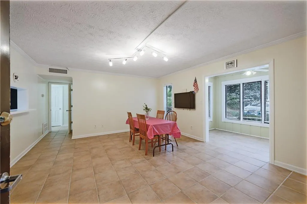 303 Summit North Drive Ne, Atlanta, Georgia 30324, 1 Bedroom Bedrooms, 0 ,1 BathroomBathrooms,Residential,For Sale,303 Summit North Drive Ne,7738536