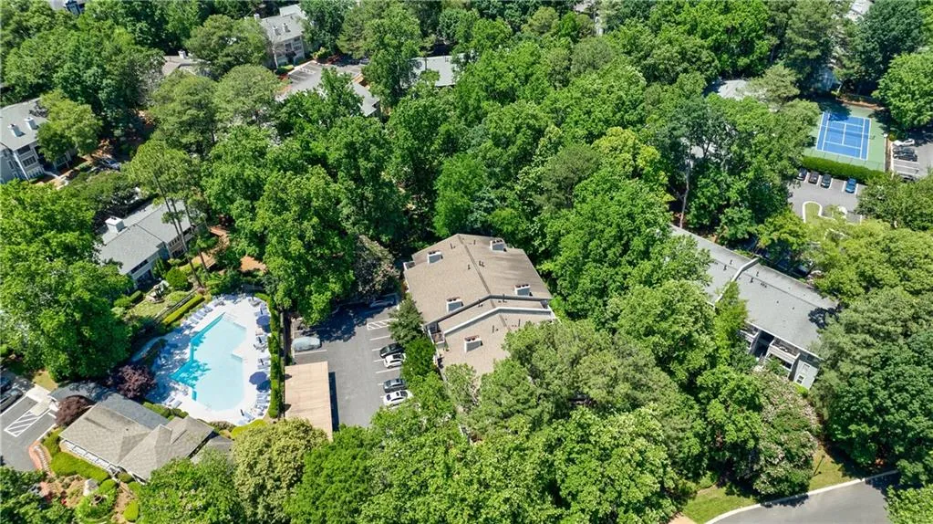 303 Summit North Drive Ne, Atlanta, Georgia 30324, 1 Bedroom Bedrooms, 0 ,1 BathroomBathrooms,Residential,For Sale,303 Summit North Drive Ne,7738536