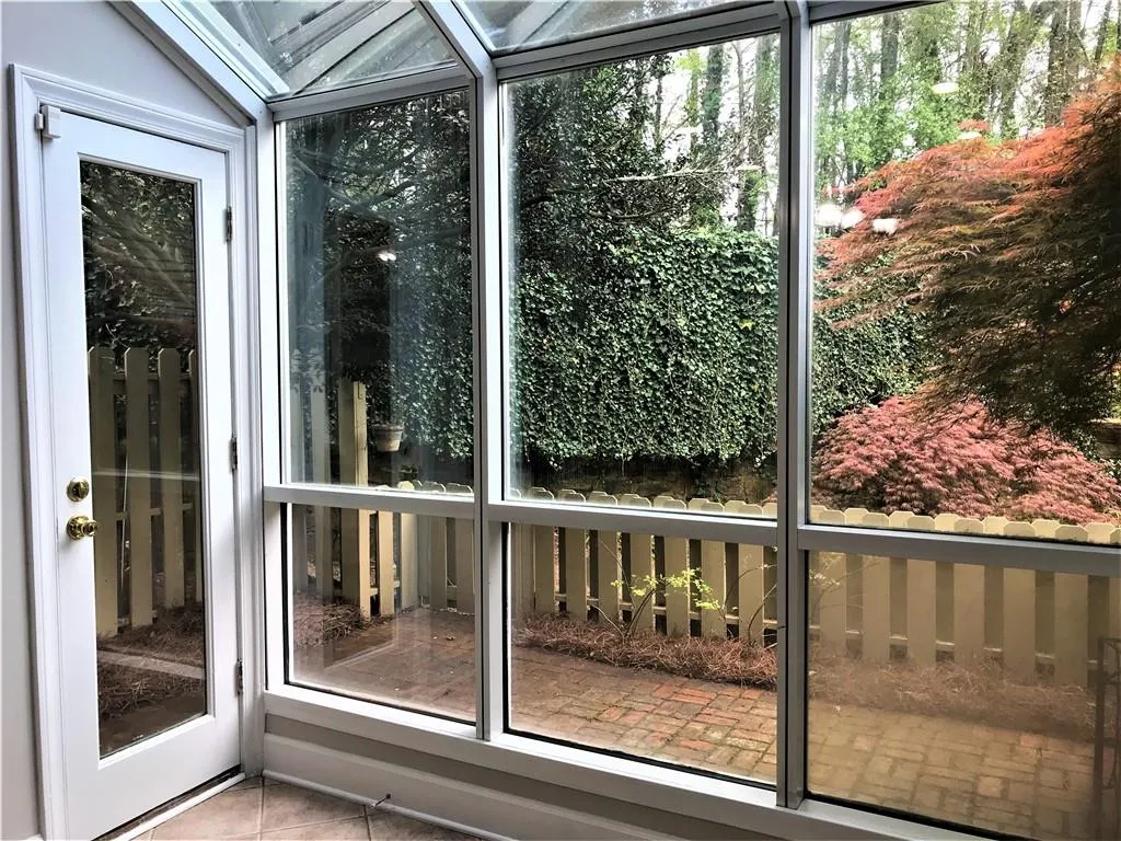 63 Mount Vernon Circle, Atlanta, Georgia 30338, 2 Bedrooms Bedrooms, ,2 BathroomsBathrooms,Residential,Sold,63 Mount Vernon Circle,6531408