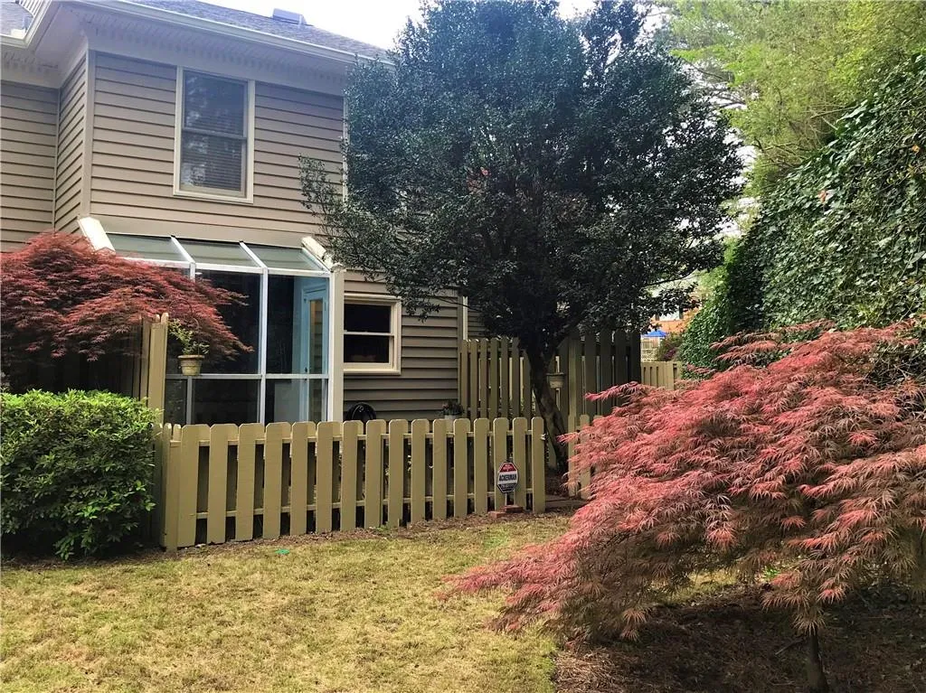 63 Mount Vernon Circle, Atlanta, Georgia 30338, 2 Bedrooms Bedrooms, ,2 BathroomsBathrooms,Residential,Sold,63 Mount Vernon Circle,6531408