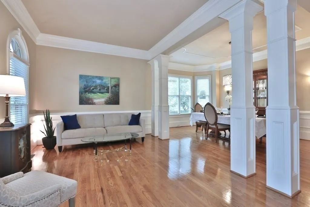 808 Stratford Court, Sandy Springs, Georgia 30350, 6 Bedrooms Bedrooms, ,6 BathroomsBathrooms,Residential,Sold,808 Stratford Court,6551437