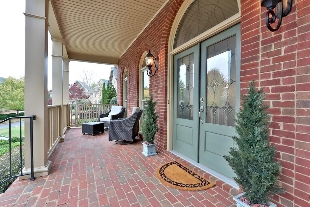 808 Stratford Court, Sandy Springs, Georgia 30350, 6 Bedrooms Bedrooms, ,6 BathroomsBathrooms,Residential,Sold,808 Stratford Court,6551437