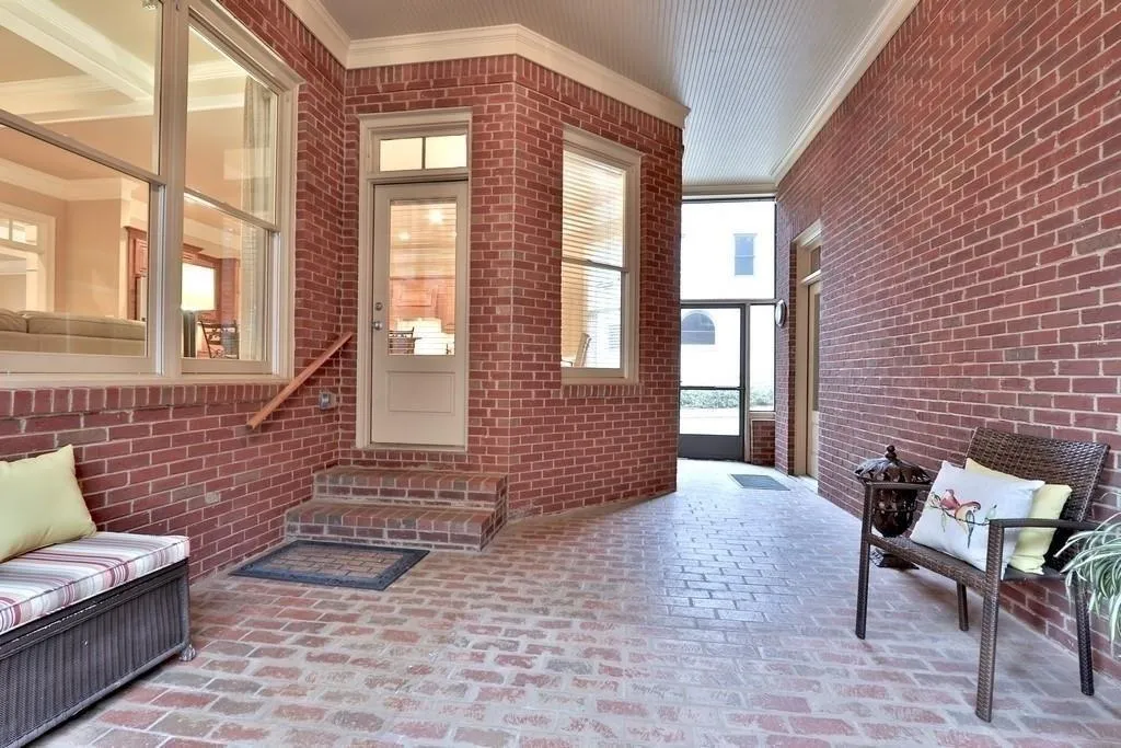 808 Stratford Court, Sandy Springs, Georgia 30350, 6 Bedrooms Bedrooms, ,6 BathroomsBathrooms,Residential,Sold,808 Stratford Court,6551437