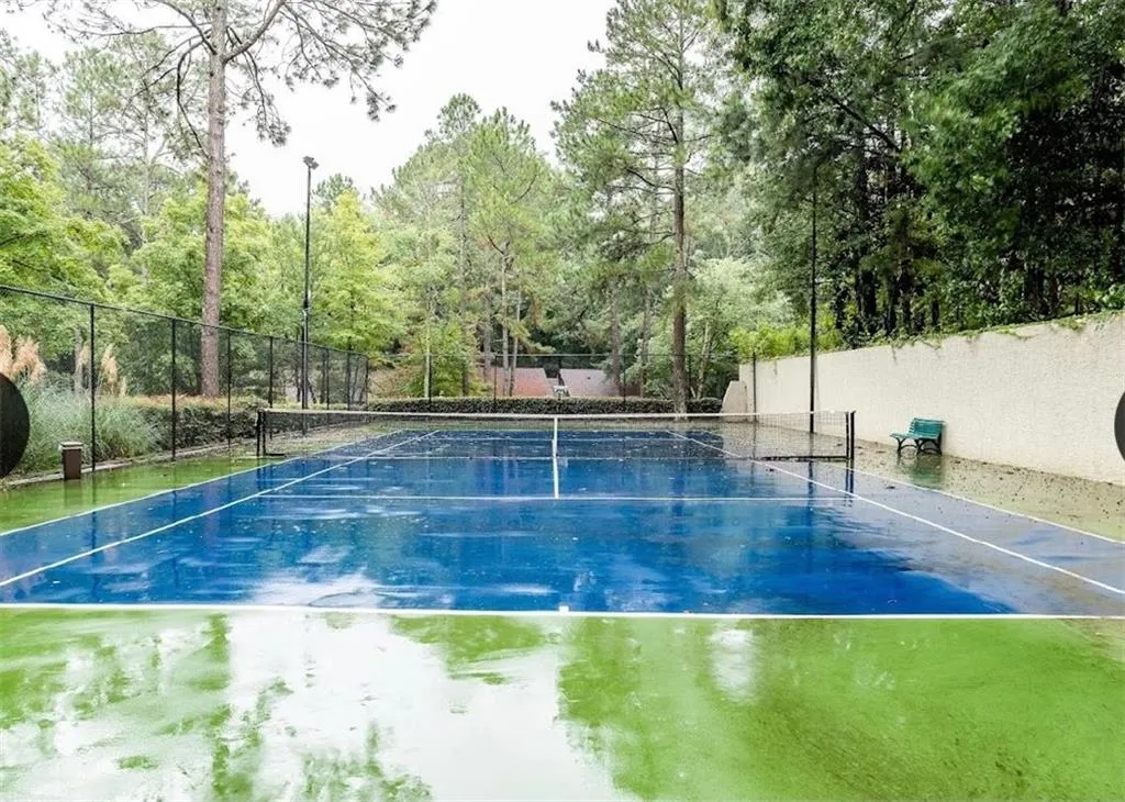 5147 Roswell Road Unit 9, Atlanta, Georgia 30342, 2 Bedrooms Bedrooms, ,1 BathroomBathrooms,Residential,Sold,5147 Roswell Road Unit 9,6988648