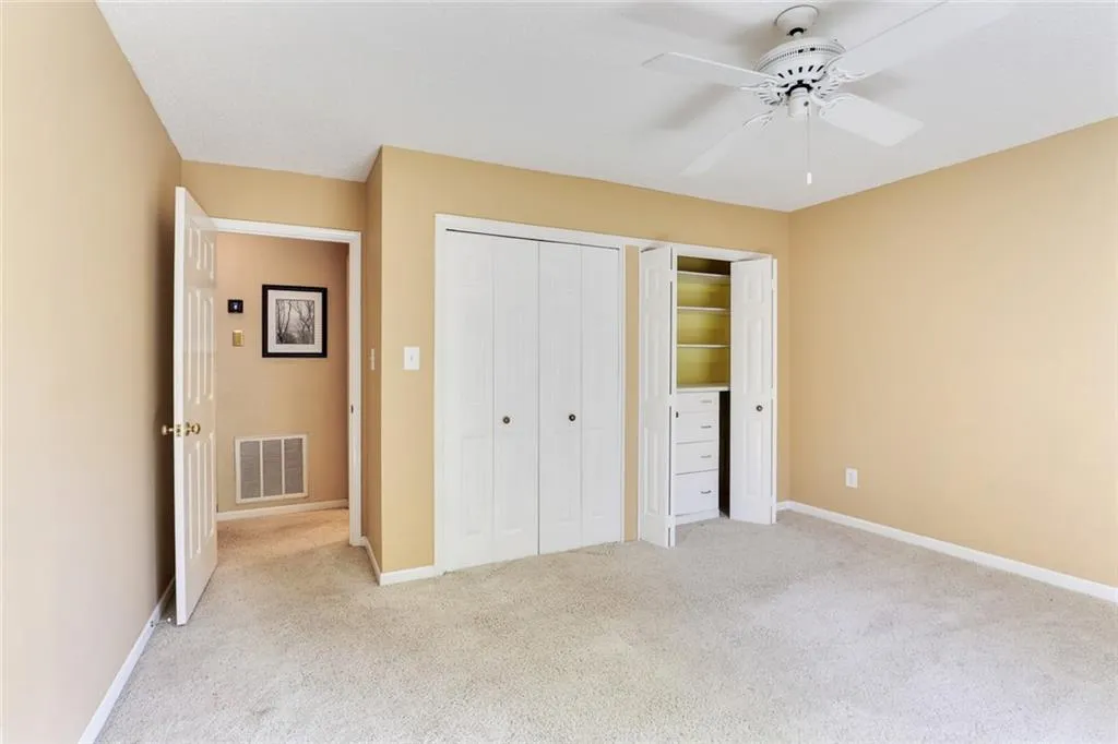 245 The South Chace, Sandy Springs, Georgia 30328, 3 Bedrooms Bedrooms, ,2 BathroomsBathrooms,Residential,Sold,245 The South Chace,6856954