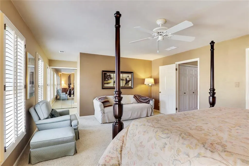 245 The South Chace, Sandy Springs, Georgia 30328, 3 Bedrooms Bedrooms, ,2 BathroomsBathrooms,Residential,Sold,245 The South Chace,6856954