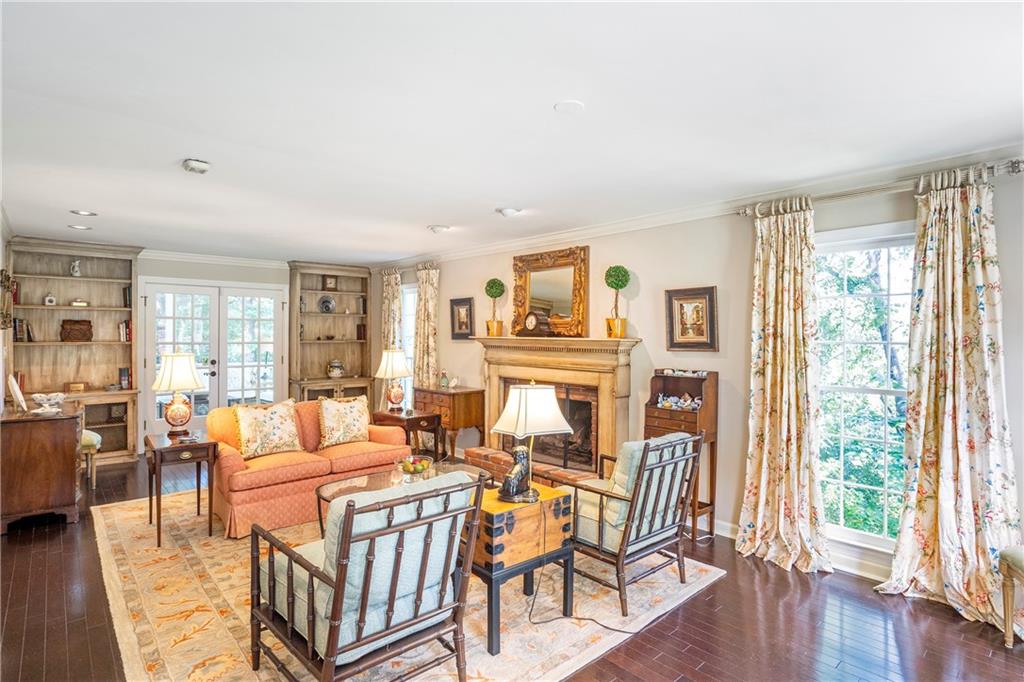 6760 Chesapeake Point, Sandy Springs, Georgia 30328, 4 Bedrooms Bedrooms, ,4 BathroomsBathrooms,Residential,Sold,6760 Chesapeake Point,7294943