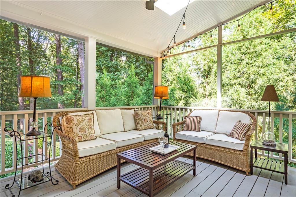 6760 Chesapeake Point, Sandy Springs, Georgia 30328, 4 Bedrooms Bedrooms, ,4 BathroomsBathrooms,Residential,Sold,6760 Chesapeake Point,7294943