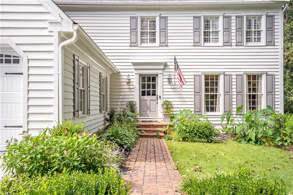 6760 Chesapeake Point, Sandy Springs, Georgia 30328, 4 Bedrooms Bedrooms, ,4 BathroomsBathrooms,Residential,Sold,6760 Chesapeake Point,7294943