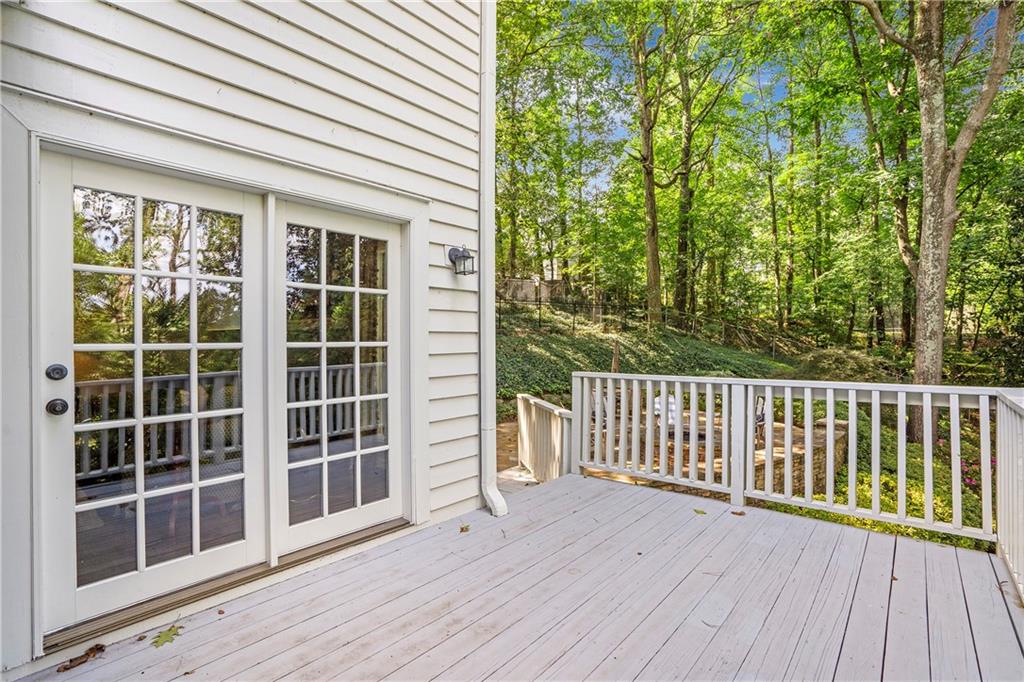 6760 Chesapeake Point, Sandy Springs, Georgia 30328, 4 Bedrooms Bedrooms, ,4 BathroomsBathrooms,Residential,Sold,6760 Chesapeake Point,7294943