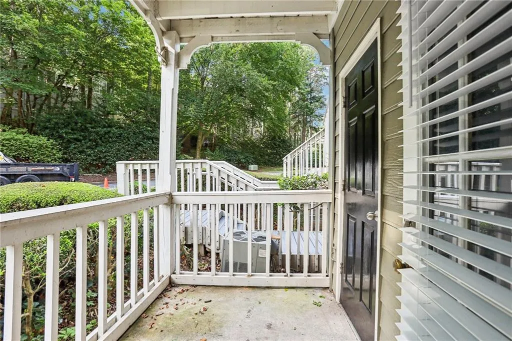 208 Bainbridge Drive, Atlanta, Georgia 30327, 2 Bedrooms Bedrooms, ,2 BathroomsBathrooms,Residential,For Sale,208 Bainbridge Drive,7615087