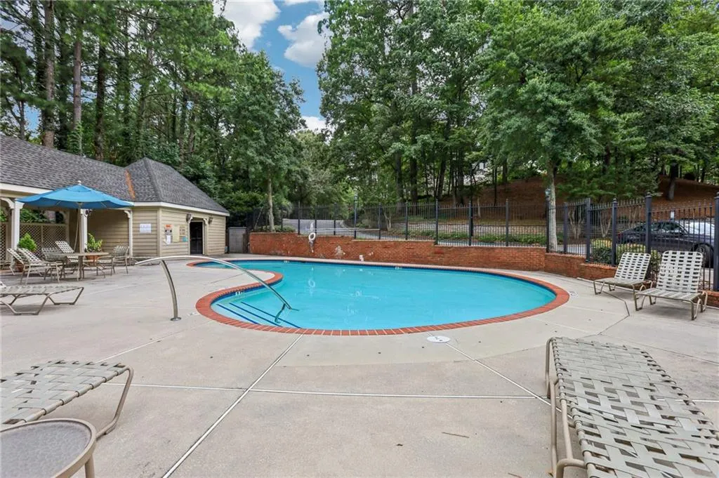 208 Bainbridge Drive, Atlanta, Georgia 30327, 2 Bedrooms Bedrooms, ,2 BathroomsBathrooms,Residential,For Sale,208 Bainbridge Drive,7615087