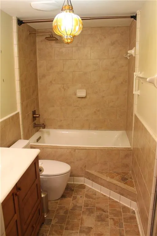 996 Pitts Road Unit H, Sandy Springs, Georgia 30350, 4 Bedrooms Bedrooms, ,5 BathroomsBathrooms,Residential,Sold,996 Pitts Road Unit H,5942539