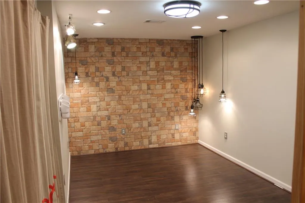 996 Pitts Road Unit H, Sandy Springs, Georgia 30350, 4 Bedrooms Bedrooms, ,5 BathroomsBathrooms,Residential,Sold,996 Pitts Road Unit H,5942539