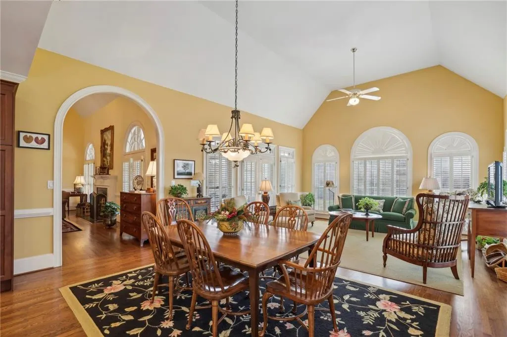 70 Saddleview Run, Atlanta, Georgia 30350, 5 Bedrooms Bedrooms, ,4 BathroomsBathrooms,Residential,Sold,70 Saddleview Run,7494750