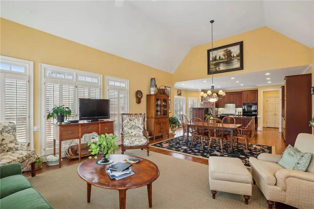 70 Saddleview Run, Atlanta, Georgia 30350, 5 Bedrooms Bedrooms, ,4 BathroomsBathrooms,Residential,Sold,70 Saddleview Run,7494750