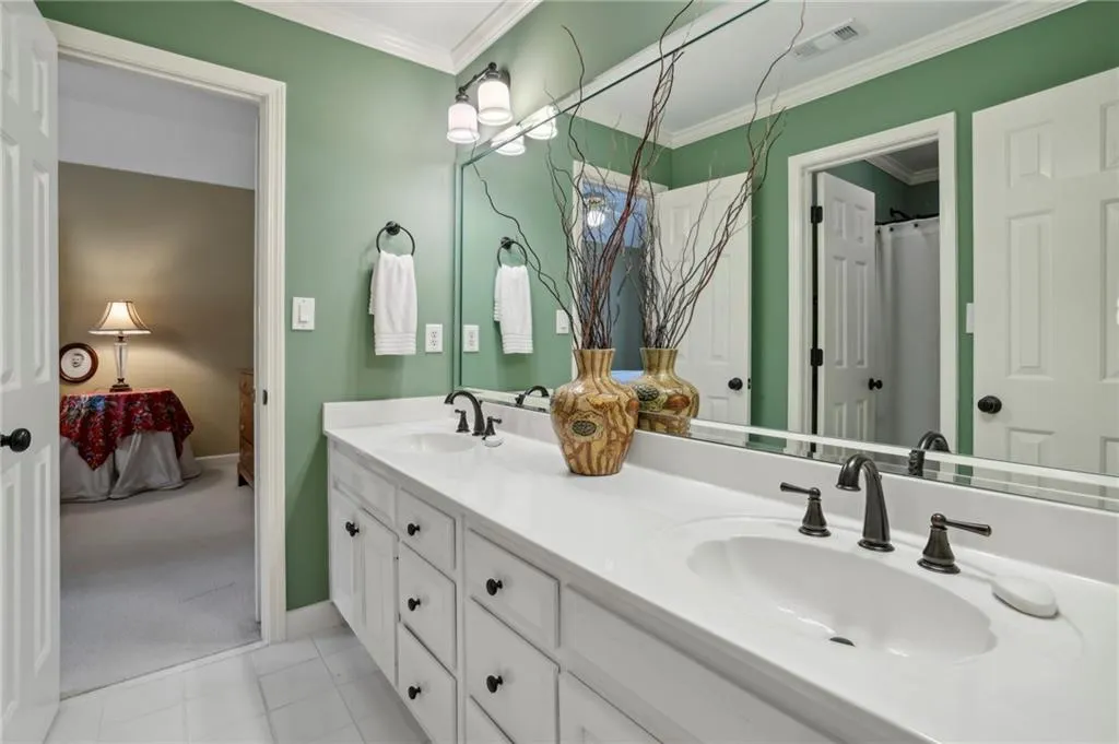 Jack & Jill upstairs bathroom