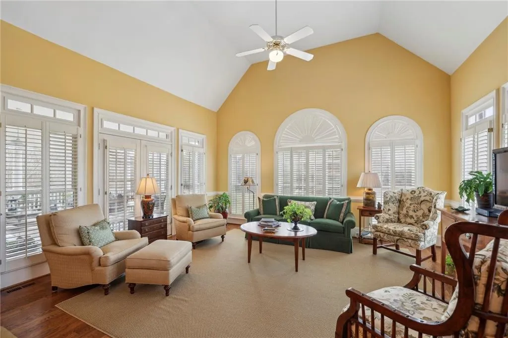 70 Saddleview Run, Atlanta, Georgia 30350, 5 Bedrooms Bedrooms, ,4 BathroomsBathrooms,Residential,Sold,70 Saddleview Run,7494750
