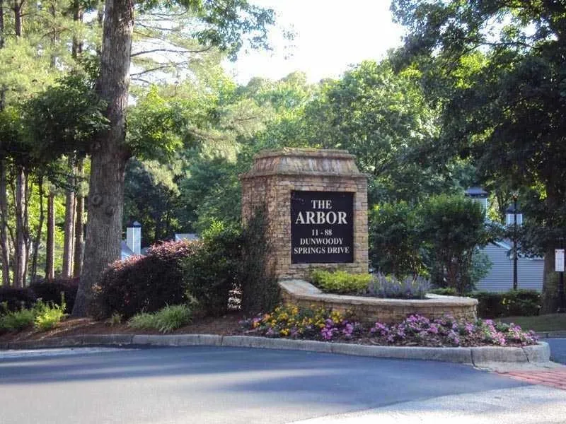 61 Dunwoody Springs Drive, Atlanta, Georgia 30328, 2 Bedrooms Bedrooms, ,2 BathroomsBathrooms,Residential,Sold,61 Dunwoody Springs Drive,6954370